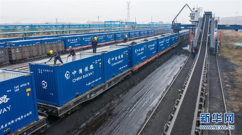 國(guó)家鐵路貨運(yùn)裝車(chē)量創(chuàng)歷史紀(jì)錄，十月二十四日裝載量達(dá)高峰